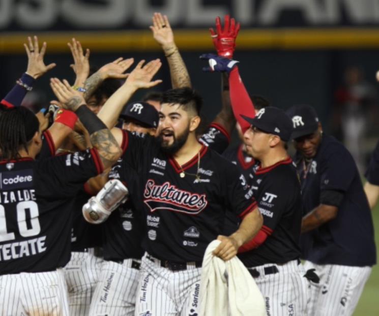 Vencen Sultanes en extra-inning a Toros