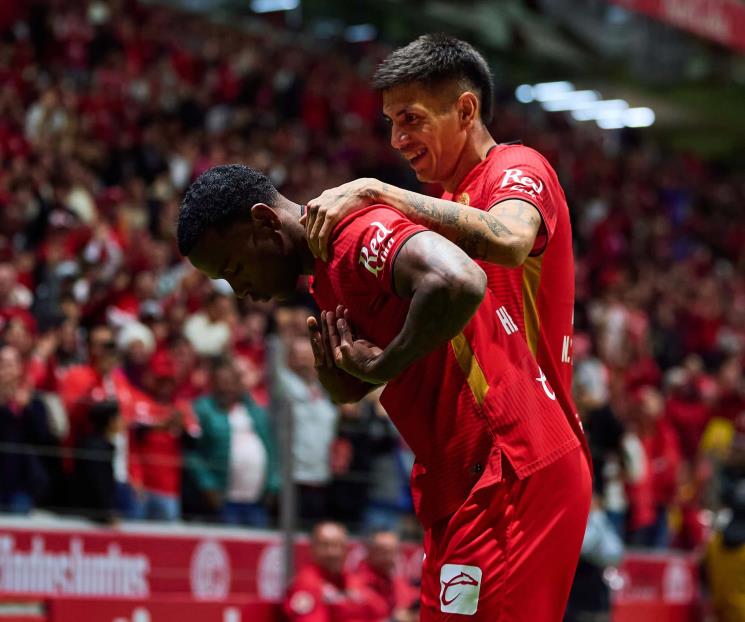 Toluca abre con triunfo