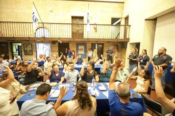 Realiza AN consulta a militantes