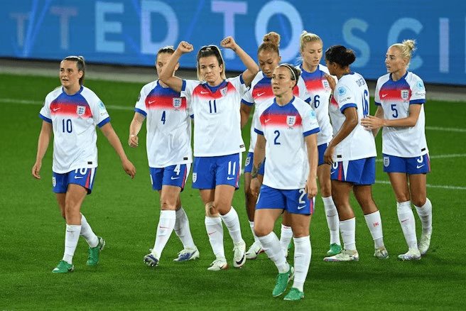 Golea Inglaterra y se clasifican a cuartos de Eurocopa Femenil