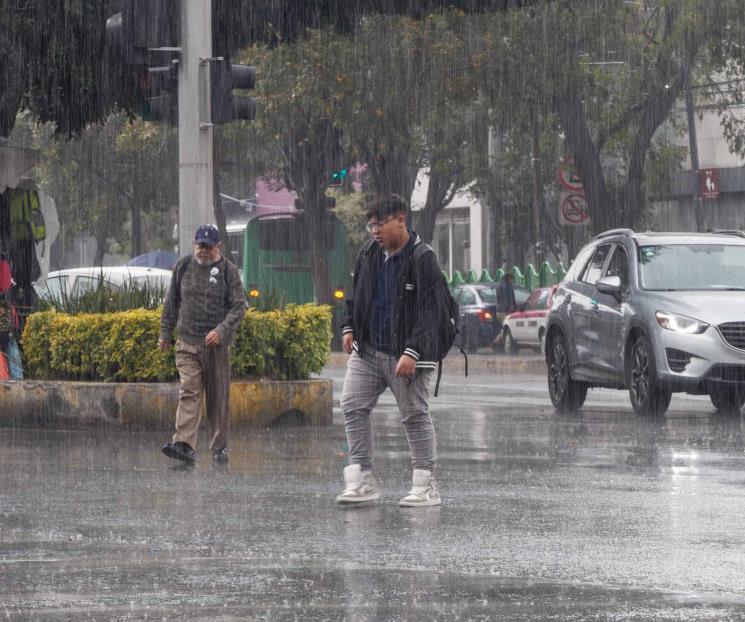 Activan Alerta Amarilla en 10 alcaldías por lluvias fuertes