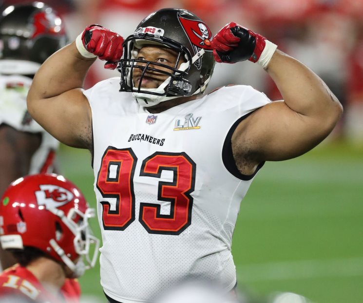 Anuncia Ndamukong Suh su retiro de la NFL Anuncia Ndamukong Suh su retiro de la NFL