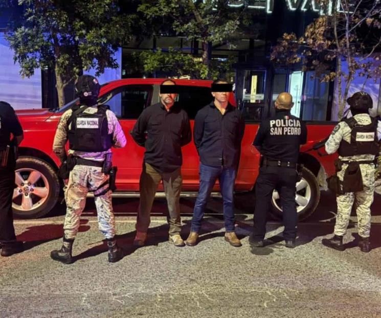 Detiene Policía de San Pedro a dos con armas de fuego Detiene Policía de San Pedro a dos con armas de fuego