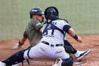 Embestida a Sultanes Embestida a Sultanes