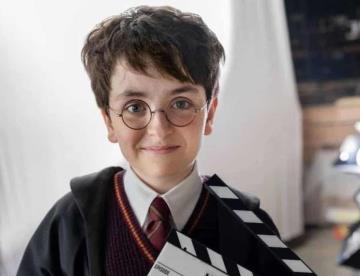 Revelan la primera imagen de Dominic McLaughlin como Harry Potter