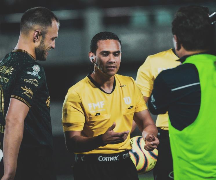 Le pitará árbitro debutante a Rayados en fecha dos Le pitará árbitro debutante a Rayados en fecha dos