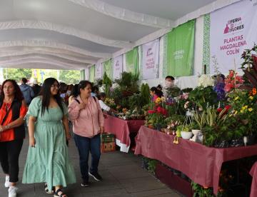 Visita más de 30mil la Feria de las Flores en primer fin de semana