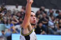 Va Fuerza Regia por otra serie ganadora