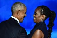 Los Obama bromean con versiones de divorcio