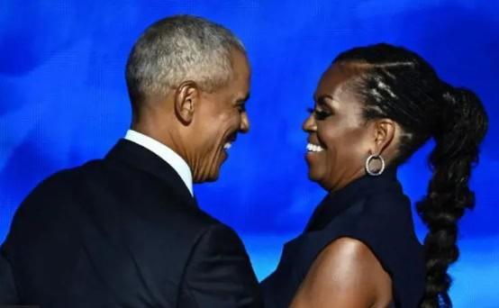 Los Obama bromean con versiones de divorcio Los Obama bromean con versiones de divorcio