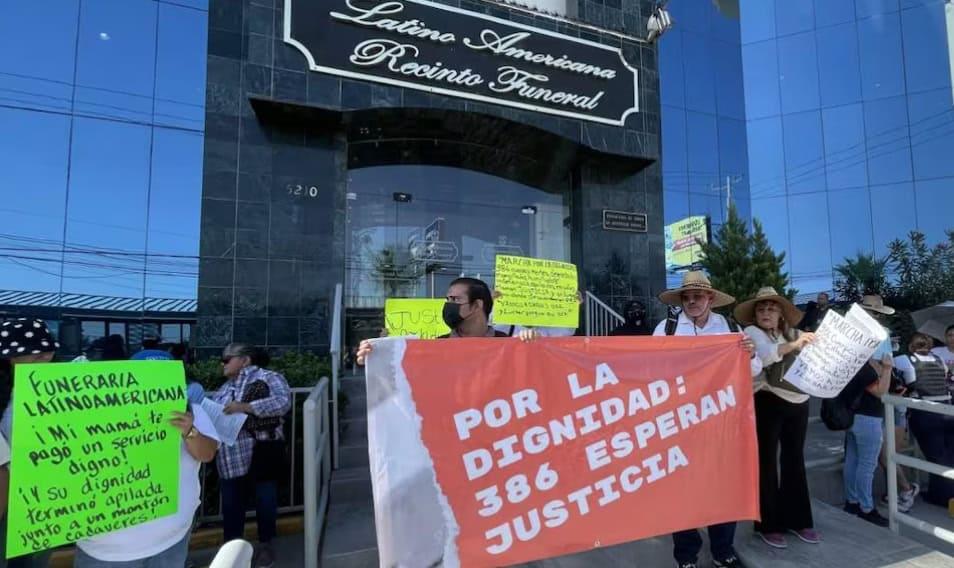 Protestan familiares de víctimas de crematorio en Ciudad Juárez