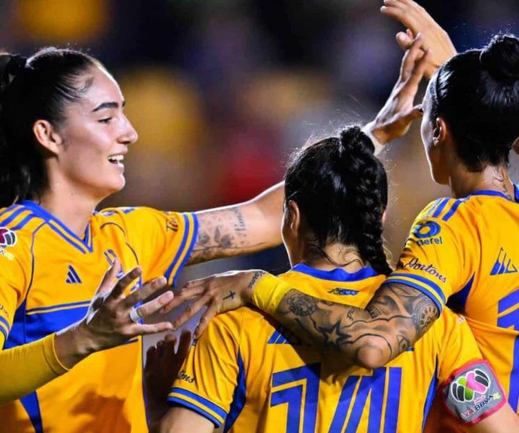 Golea Tigres Femenil a Necaxa