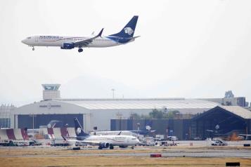 Ponen en riesgo la categor&iacute;a a&eacute;rea, advierten analistas