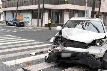 Deja choque en centro de Monterrey cuatro heridos