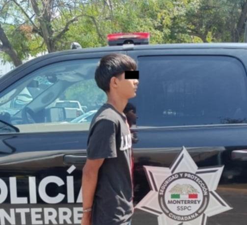 Detienen a hermanos con droga Detienen a hermanos con droga