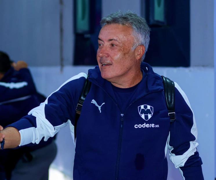 Va Torrent por debut victorioso en casa como DT de Rayados