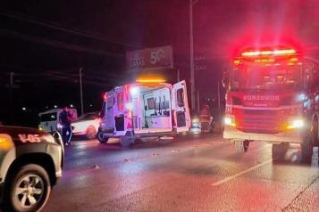 Fallece motociclista al chocar con camión