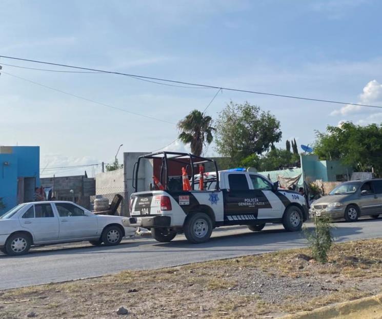 Asesinan a hombre a golpes frente a su hijo