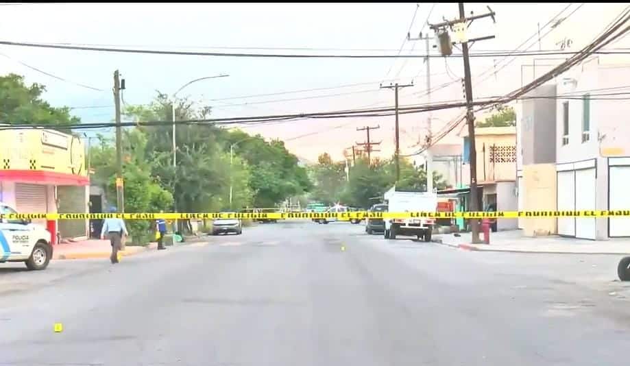 Un domicilio y dos vehículos fueron baleados la madrugada de ayer en la Colonia Niño Artillero, en Monterrey, sin que se reportaran lesionados.