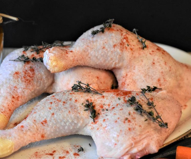 México analiza interponer cuota compensatoria a pollo de EU México analiza interponer cuota compensatoria a pollo de EU
