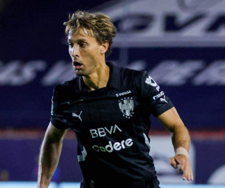Planea Rayados renovar a Sergio Canales