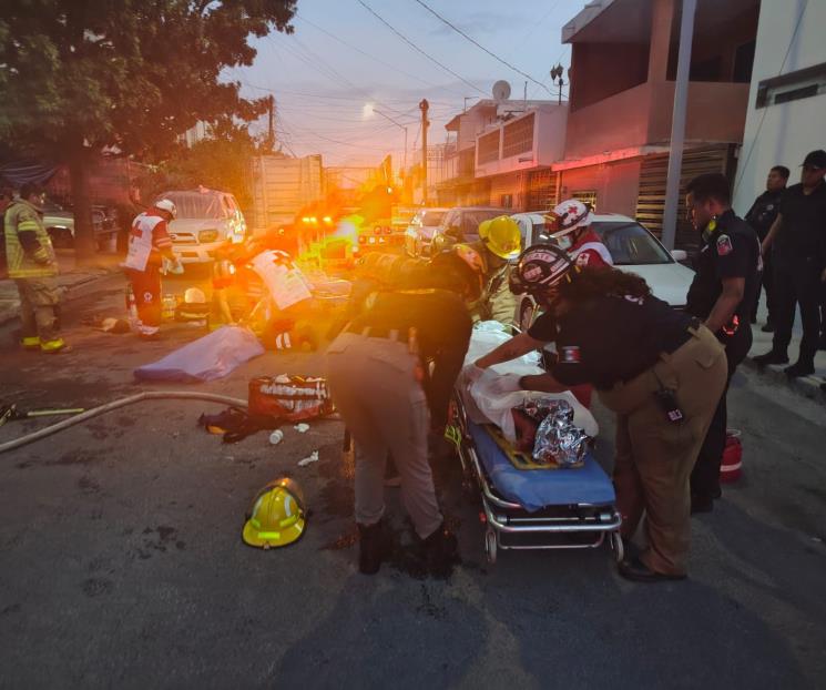 Muere familia tras incendio en vivienda
