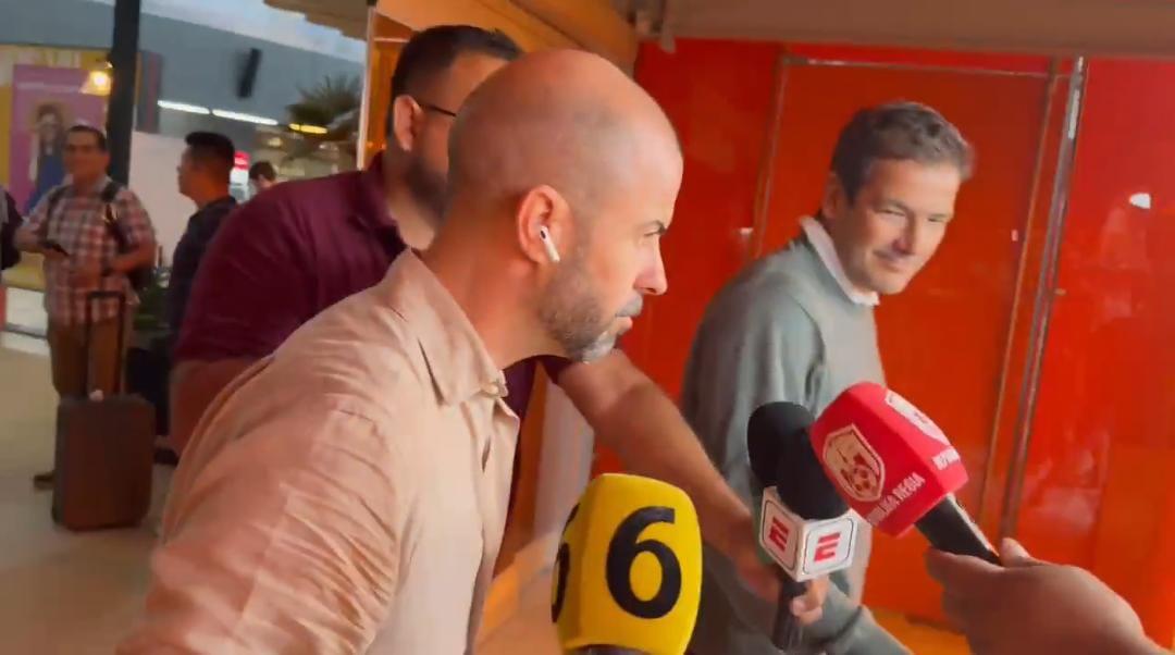 Llega directiva del Betis a Monterrey para cerrar fichaje de Deossa