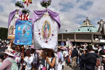 Arriban casi 60 mil peregrinos a la Basílica de Guadalupe
