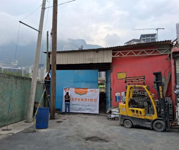 Suspenden negocio por contaminar río