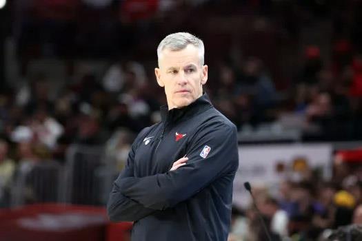 Renuevan Bulls a Donovan 