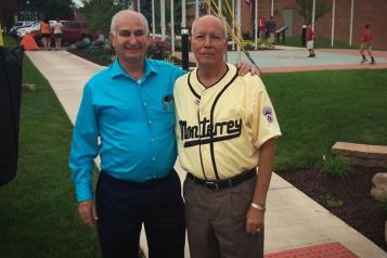 Pide Pepe Maíz estatua para Ángel Macías 