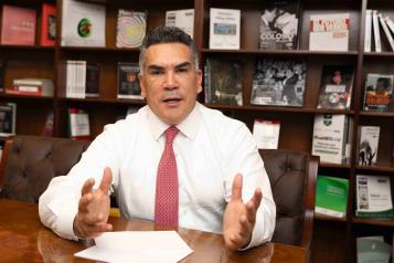 Desafuero en mi contra, un distractor, afirma Alito