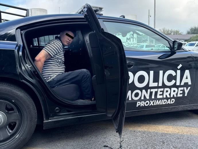 Caen jóvenes tras persecución