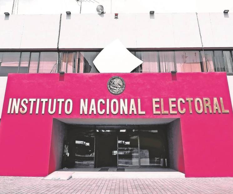 INE advierte riesgos en confidencialidad de datos padrón electoral INE advierte riesgos en confidencialidad de datos padrón electoral