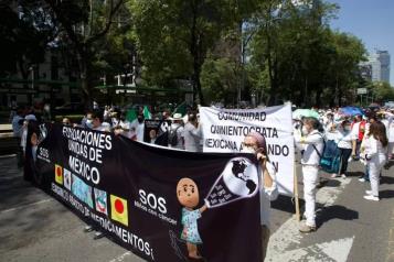 Pacientes con cáncer alistan marcha por desabasto de medicamentos