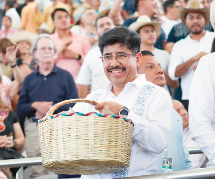 Realiza nuevo ministro de la SCJN gira por México Realiza nuevo ministro de la SCJN gira por México