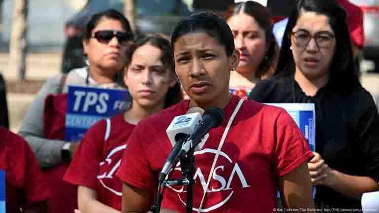 Extiende juez de Estados Unidos TPS a migrantes centroamericanos Extiende juez de Estados Unidos TPS a migrantes centroamericanos