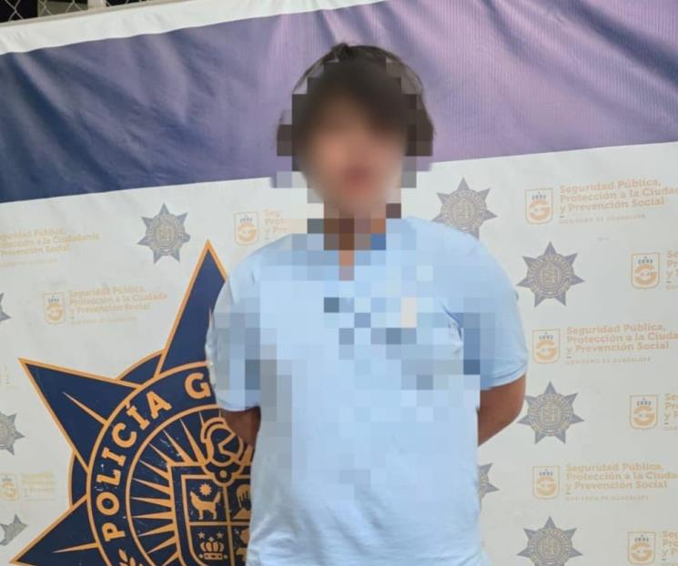 Agrede a mujer en tienda