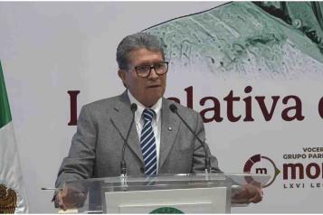 Defiende Monreal viaje a Espa&ntilde;a: "Fue con recursos propios"