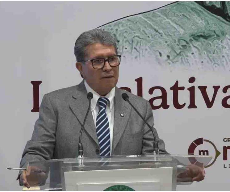 Defiende Monreal viaje a Espa&ntilde;a: "Fue con recursos propios"