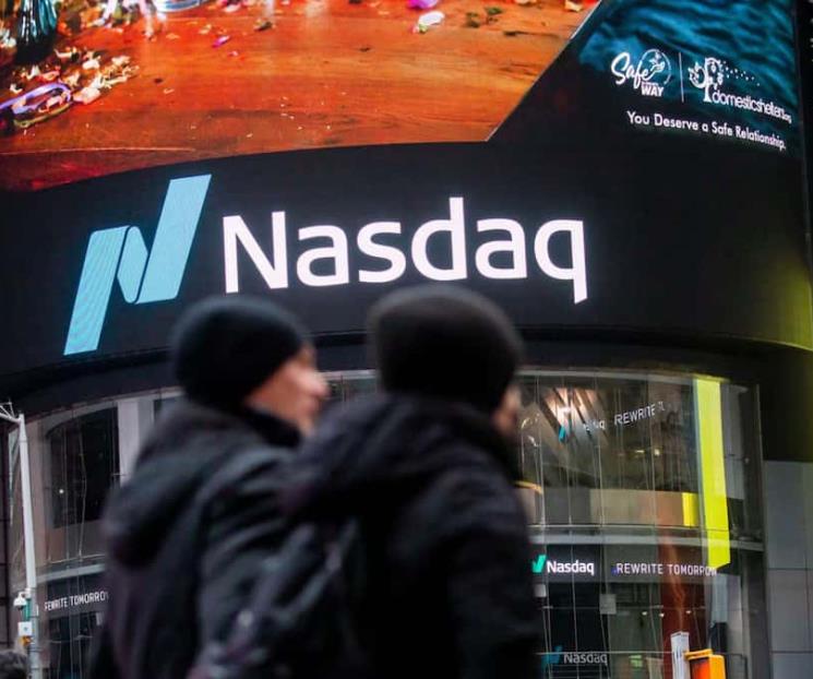 Resiente Wall Street negociaciones de aranceles y se desbalancea