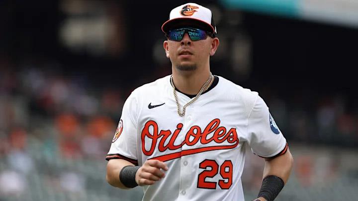 Ceden Orioles a Astros a Ramón Urías