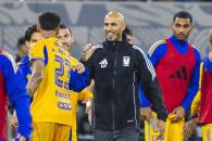 Estoy contento por el desempeño del equipo Estoy contento por el desempeño del equipo