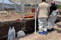 Suman 16 cuerpos exhumados de fosa común en Culiacán Suman 16 cuerpos exhumados de fosa común en Culiacán