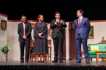 Reconoce gobernador labor de secretarias