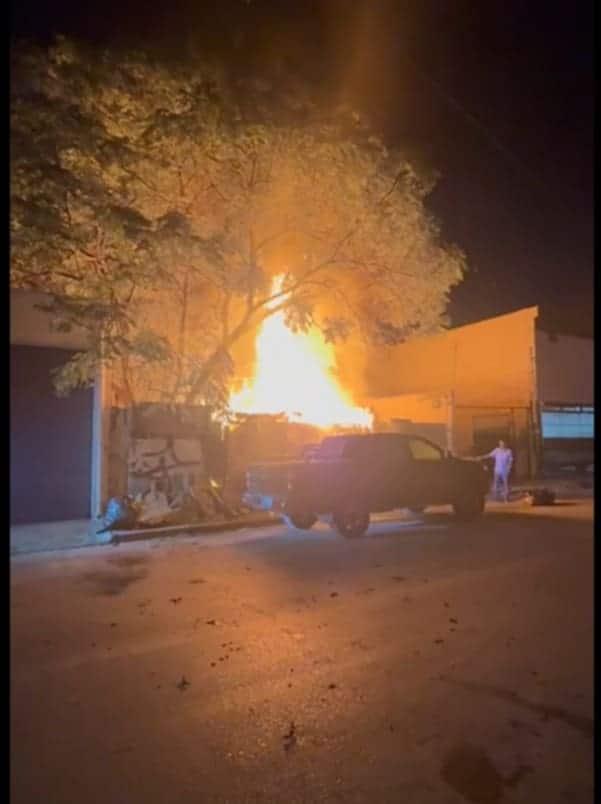 Detenido por provocar incendio en tejabán y daños a camioneta Detenido por provocar incendio en tejabán y daños a camioneta