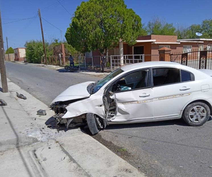Mueren dos jóvenes en moto sin luces tras choque en Los Herreras Mueren dos jóvenes en moto sin luces tras choque en Los Herreras