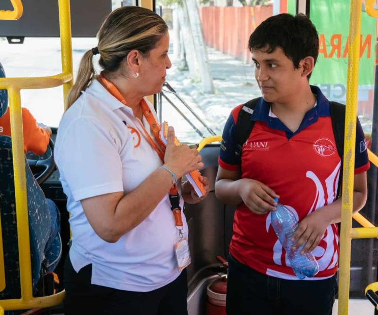 Entregan agendas ´Guadalupe Nos Mueve a la Escuela´