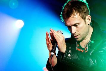 Julieta Venegas y Damon Albarn en cartel del Festival Cervantino
