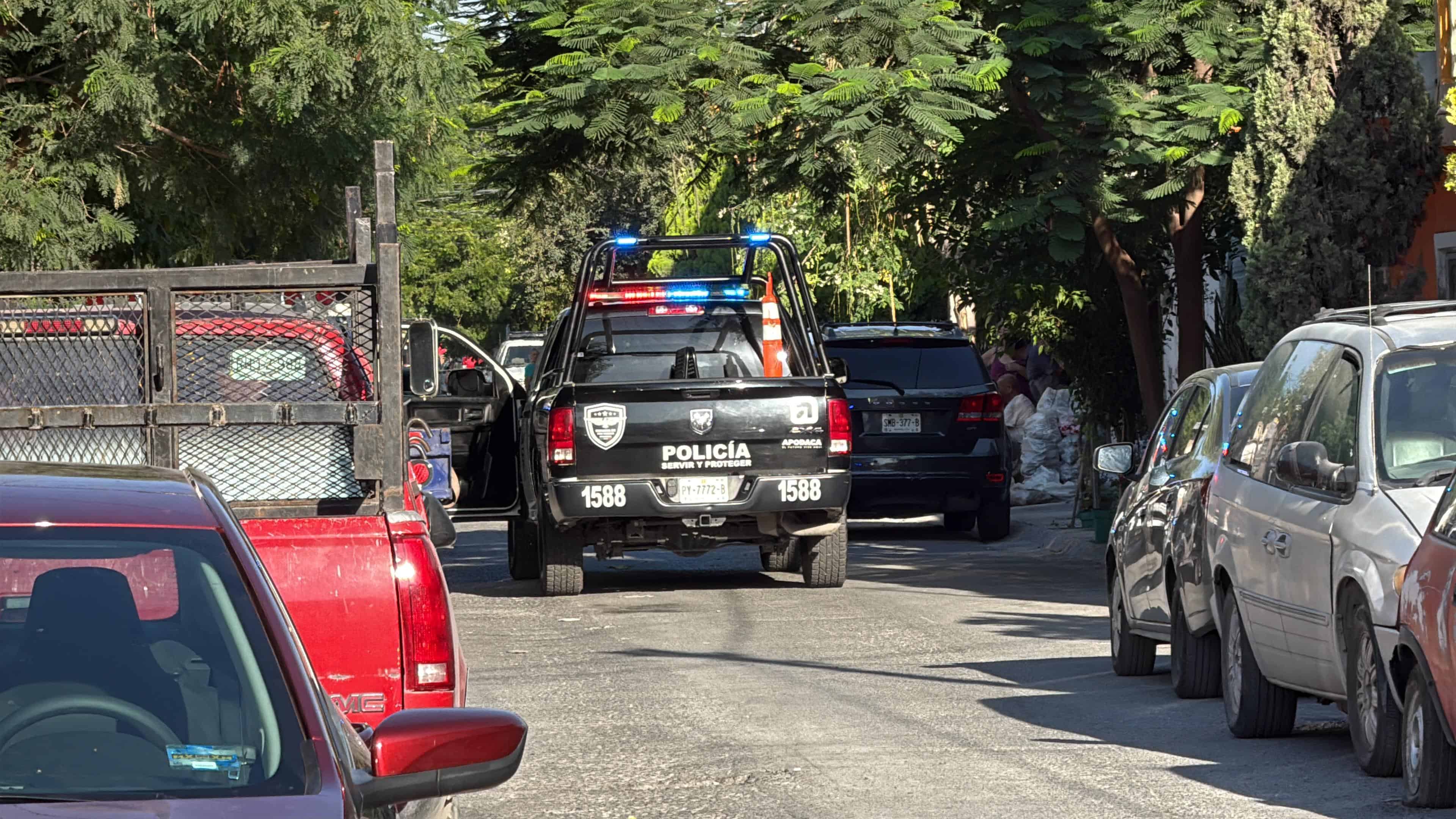 Un hombre fue ejecutado de la menos un balazo en su domicilio de la Colonia Nuevo Amanecer, ayer en el municipio de Apodaca.